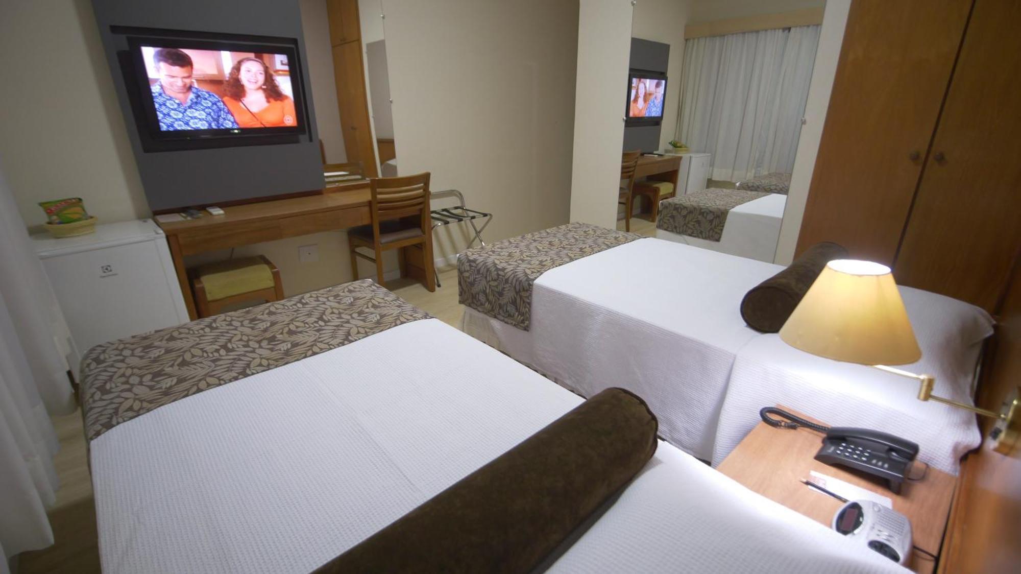 Regente Hotel Unaí Εξωτερικό φωτογραφία